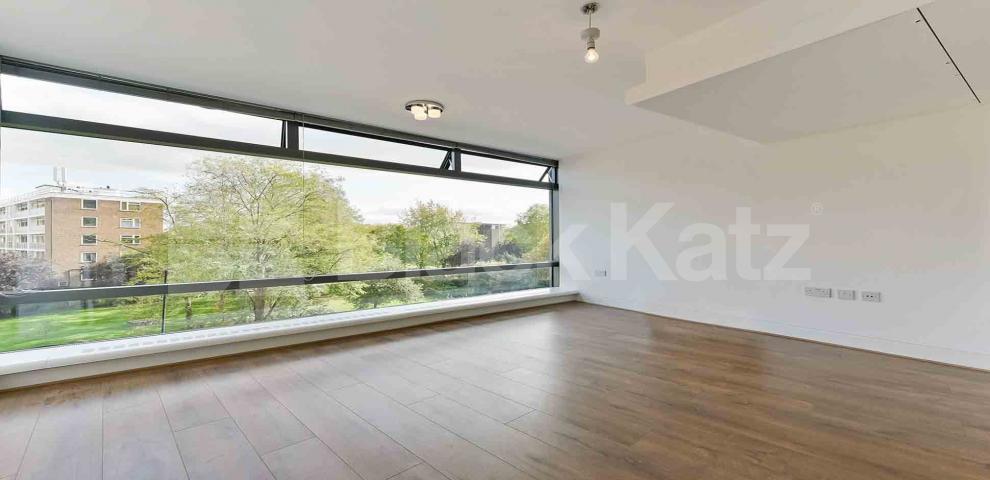 			1 Bedroom, 1 bath, 1 reception Apartment			 Parliament View, Lambeth Bridge, Waterloo